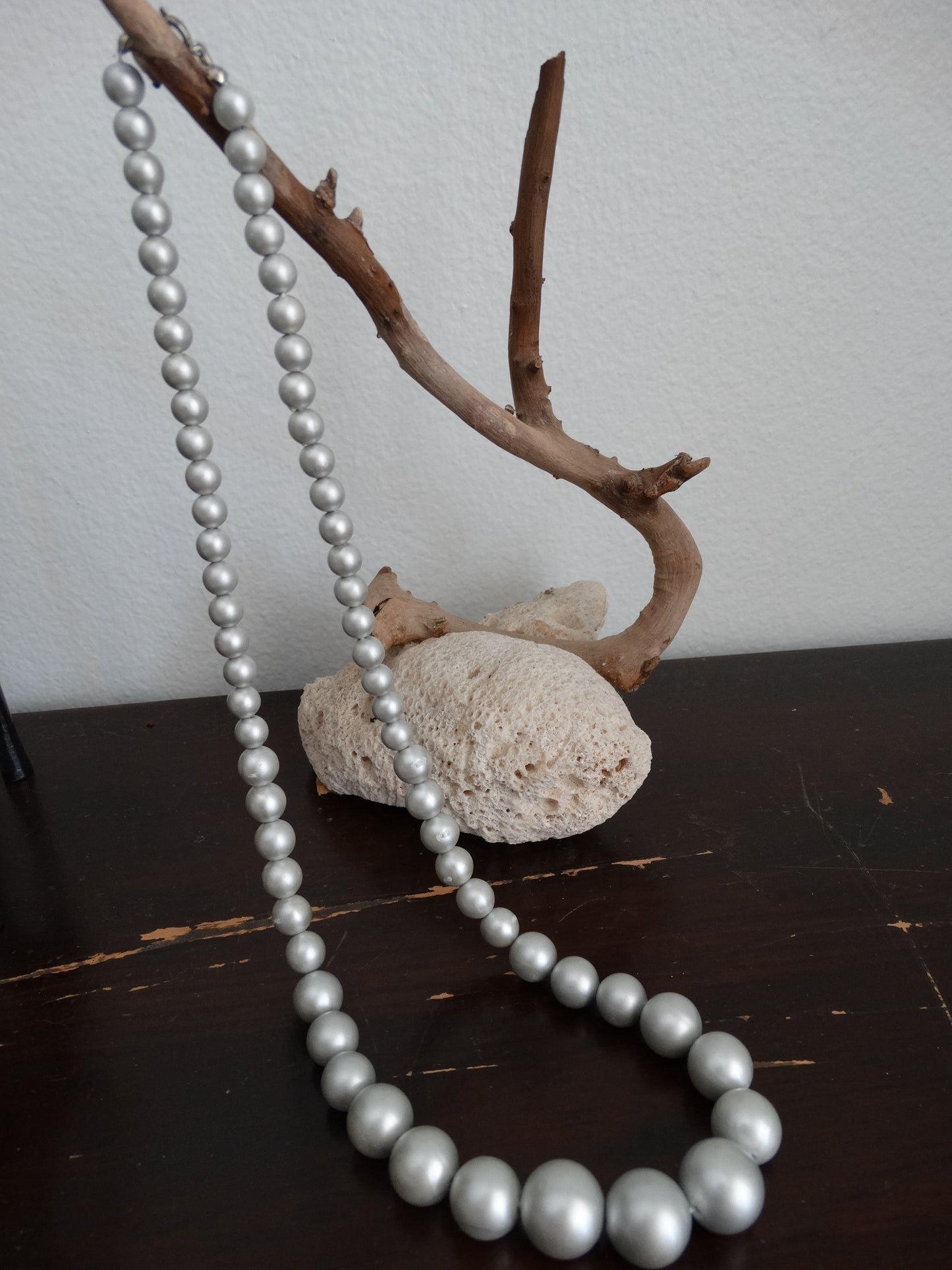 1950s–1960s Pink & Gray Faux Pearl Graduated Necklaces Mid-Century Classic