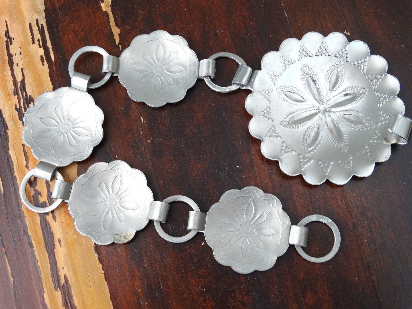 Vintage Southwest Concho Link Bracelet Silver-Tone Western Floral Design image 4