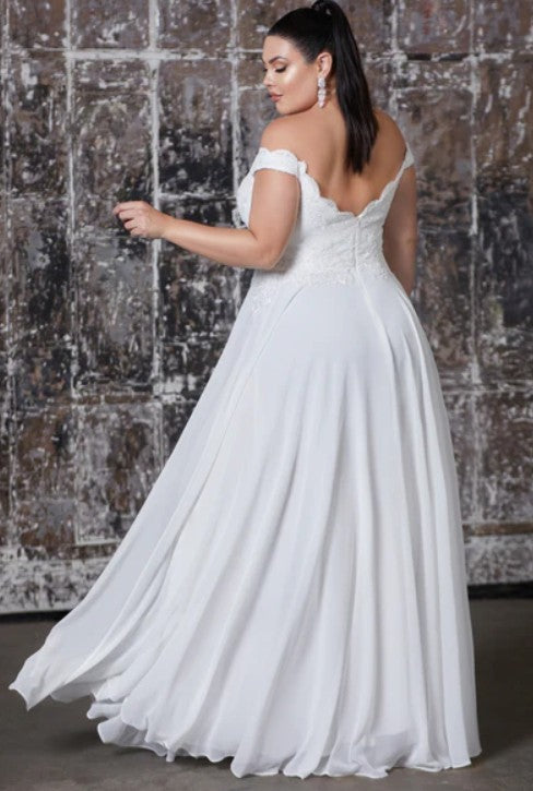 Cinderella Divine Off-Shoulder Lace Beach Wedding Dress Size L (NWT)