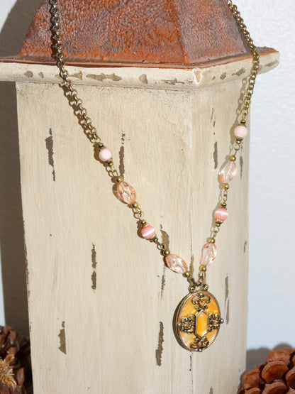 1990s 1928 Jewelry Gold-Tone Amber Cabochon Pendant Necklace Victorian Revival