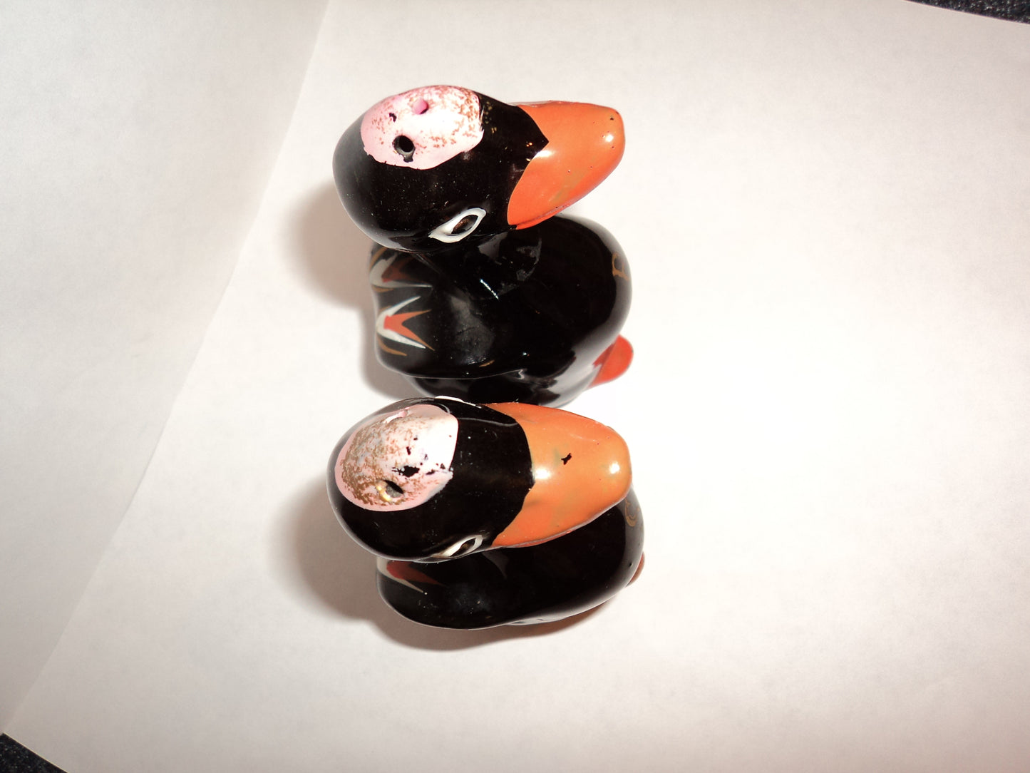 Kitschy Retro 5" Black Swan Salt& Pepper Shaker Set image 3