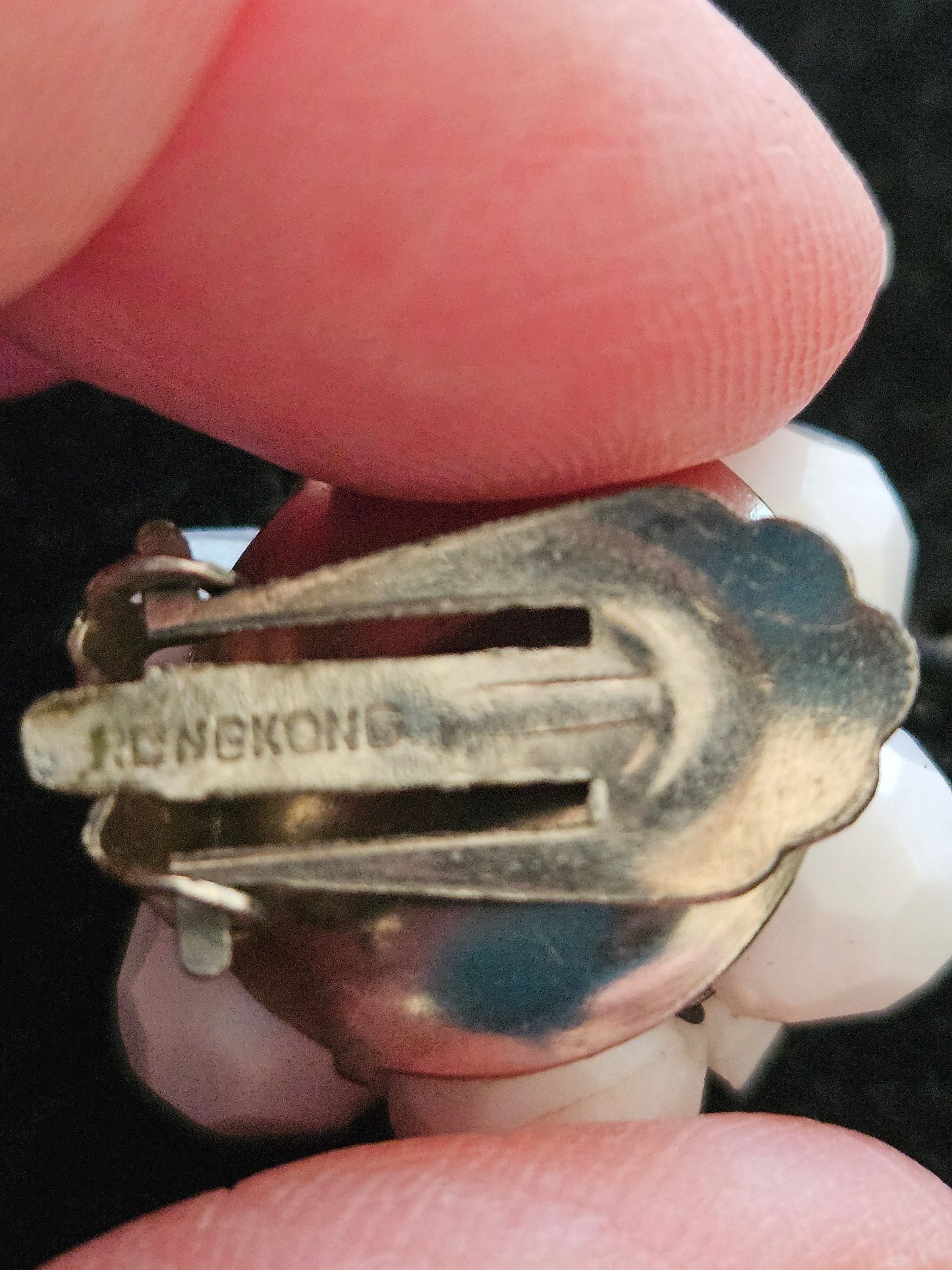 Vintage 1950s White Cluster Clip-On Floral Earrings