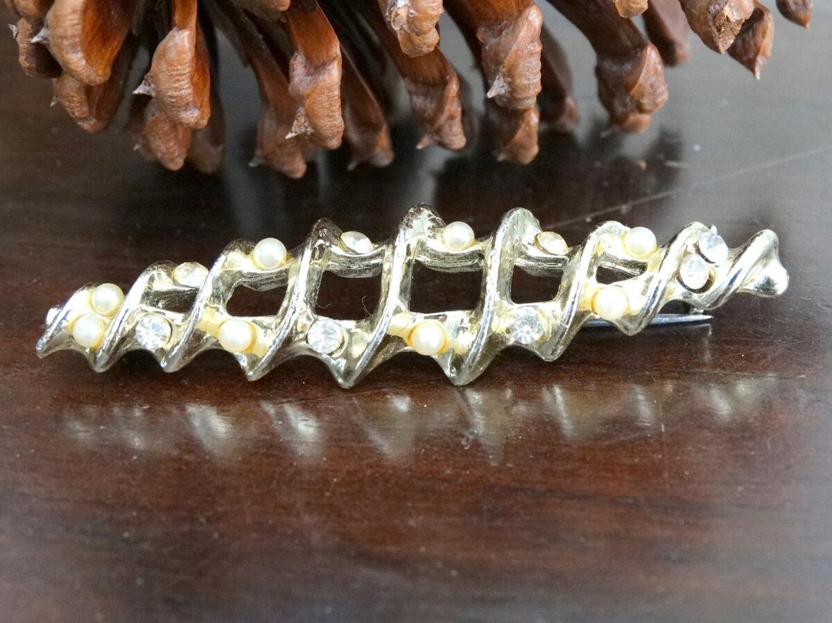 Vintage 60s Gold-Tone Bar Brooch Faux Pearls & Rhinestones image 1