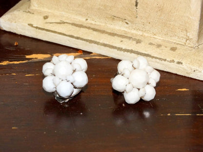 Vintage White Cluster Clip-On Earrings 1950s Thermoset Bead Floral Earrings image 0