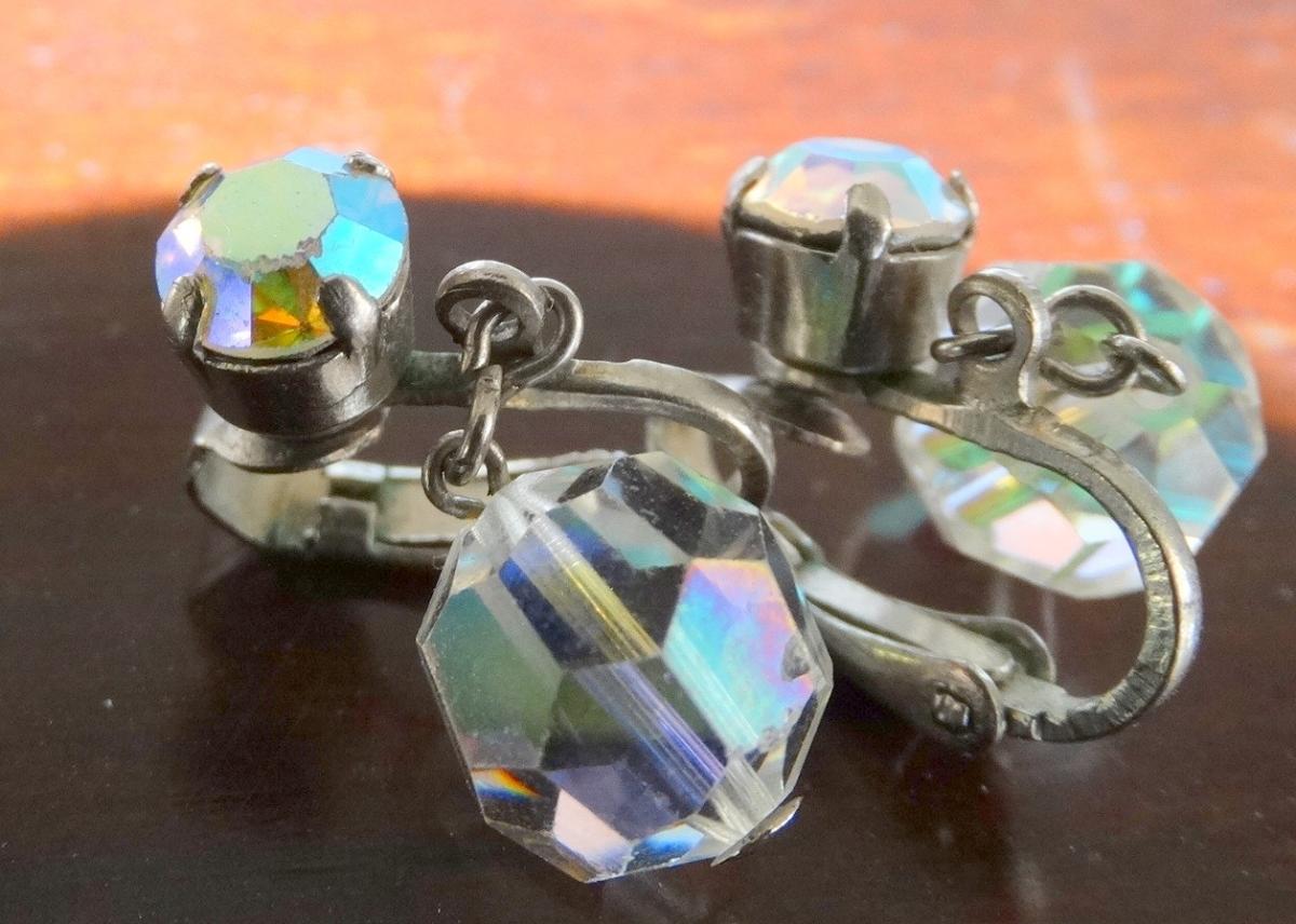 Vintage Aurora Borealis Crystal Dangle Earrings 1950s Screw-Back Drop Earrings image 0