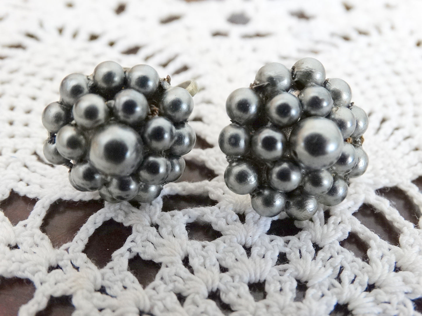 Vintage Gunmetal Cluster Screw-Back Earrings 1950s Gray Beaded Bubble Earrings image 1