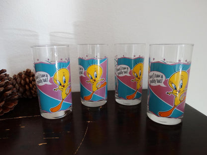 Vtg Tweety Bird LOONEY TUNES Warner Glass  Set of 4 image 0