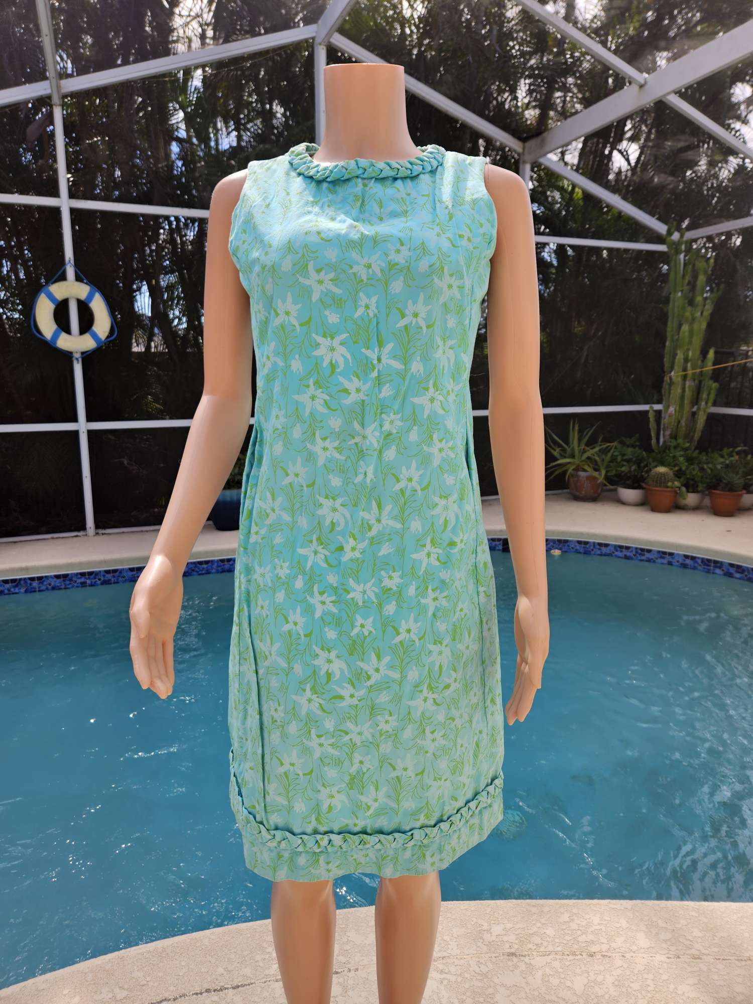 Vintage Lilly Pulitzer 1960s Shift Dress Blue Floral Print Day Dress image 0