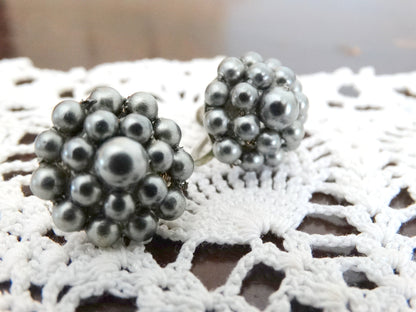 Vintage Gunmetal Cluster Screw-Back Earrings 1950s Gray Beaded Bubble Earrings image 4