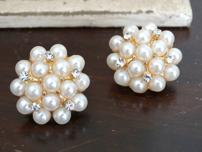 Vintage Pearl Cluster Clip-On Earrings Gold-Tone Rhinestone Accents 1960s Re image 3