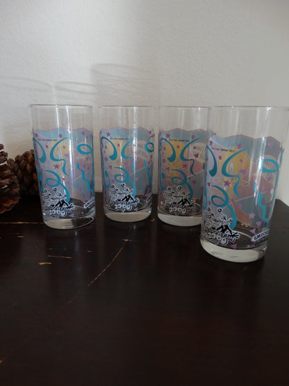 Vtg Tweety Bird LOONEY TUNES Warner Glass  Set of 4 image 2