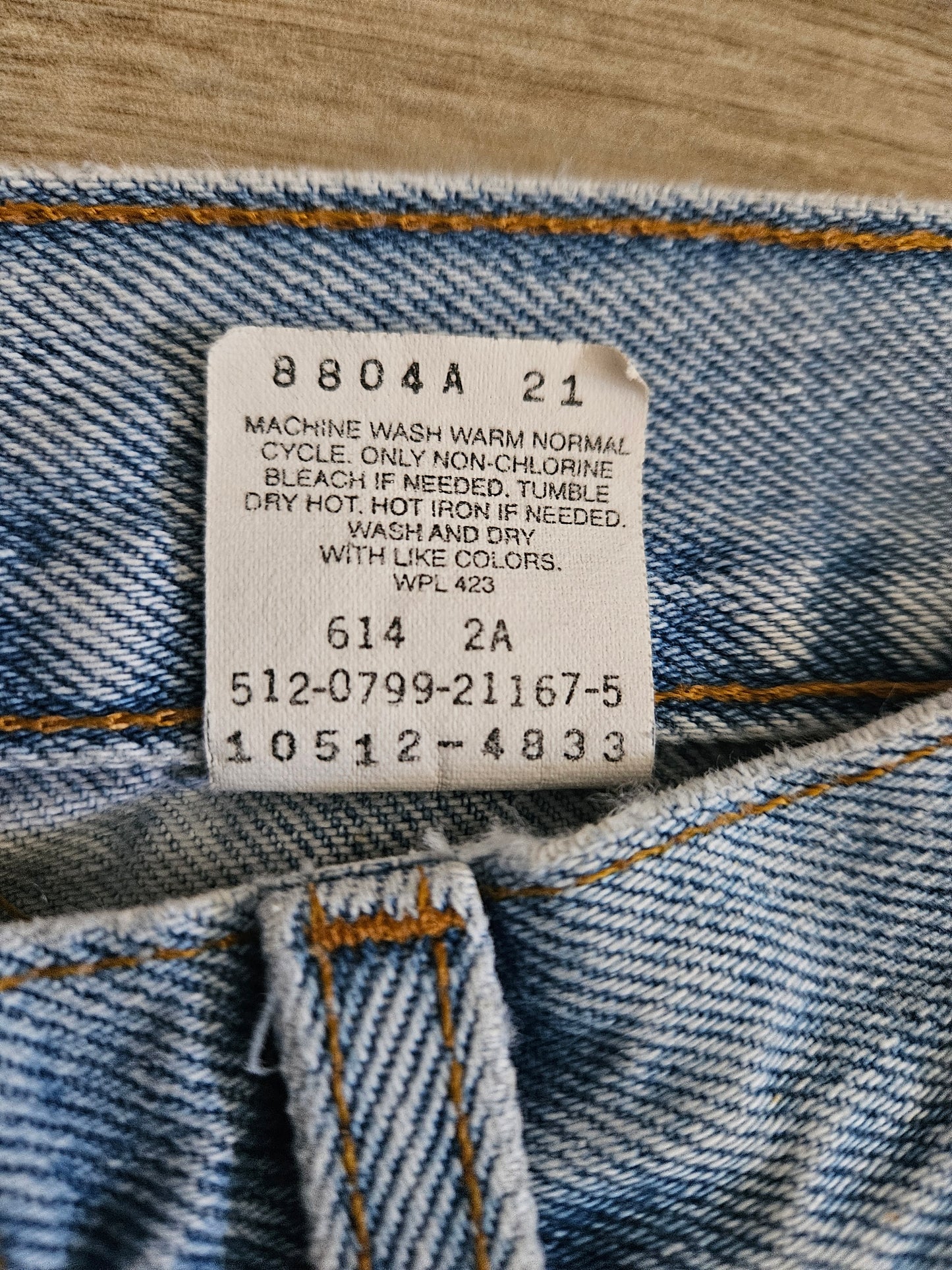 Vintage 90s Levi’s 512 Slim Fit Straight Leg Jeans | Light Wash Denim | Juniors 7 S