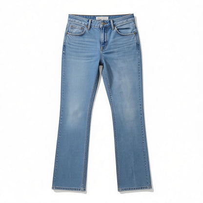 Vintage Levi’s 550 Relaxed Bootcut Jeans | Light Wash | Size 8M