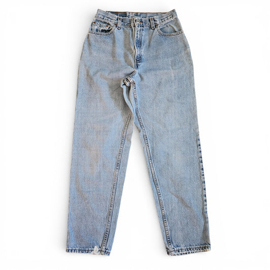 Vintage Levi’s 550 Relaxed Fit Tapered Jeans | Light Wash | 28x28