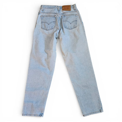 Vintage Levi’s 550 Relaxed Fit Tapered Jeans | Light Wash | 28x28