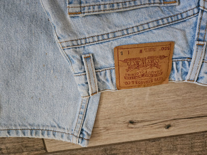 Vintage Levi’s 550 Relaxed Fit Tapered Jeans | Light Wash | Juniors 7 S