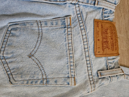 Vintage Levi’s 550 Relaxed Fit Tapered Jeans | Light Wash | Juniors 7 S