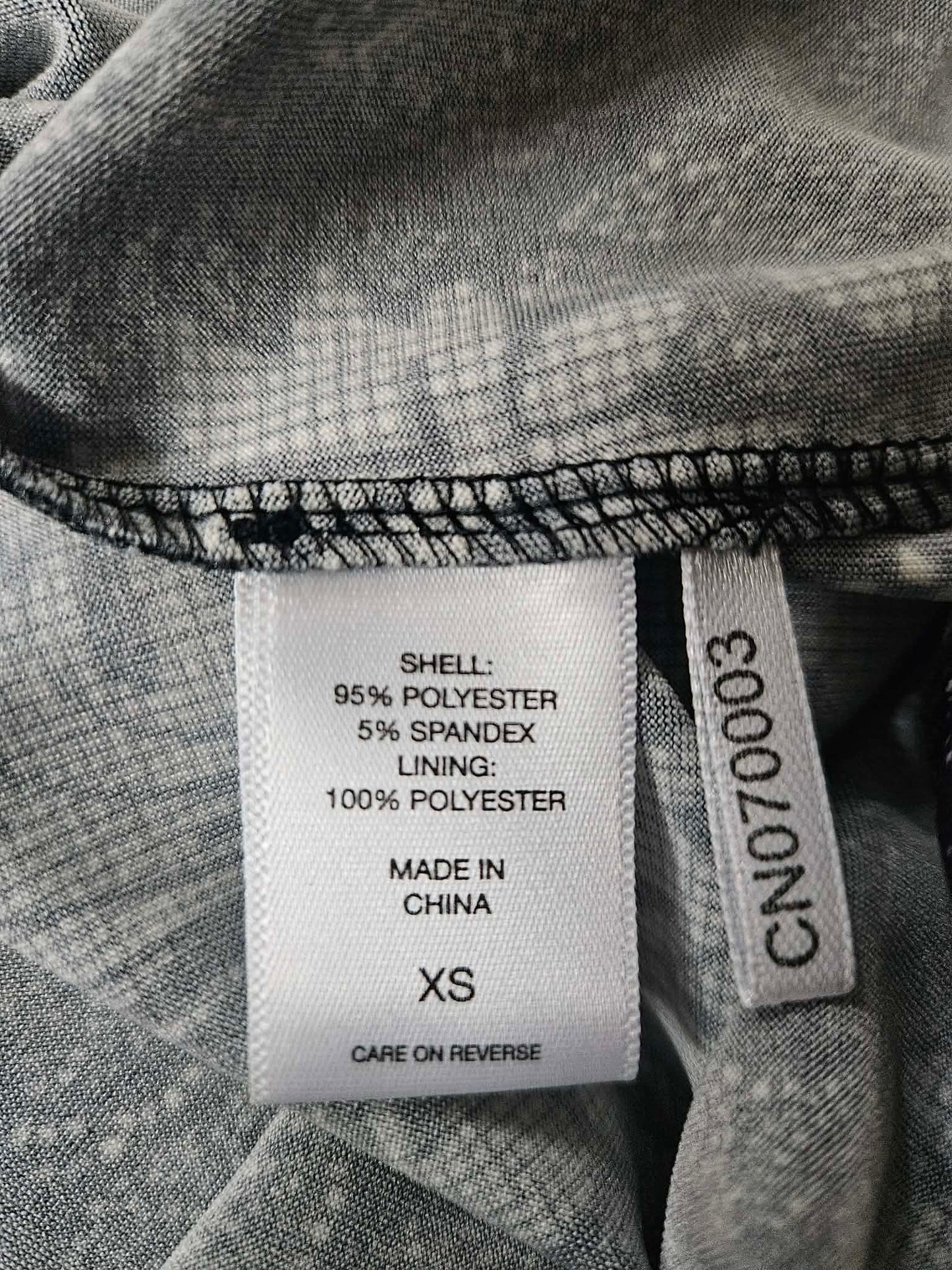 New York & Company Black & Grey Floral Midi Dress - Size XS | Casual Summer V-Neck