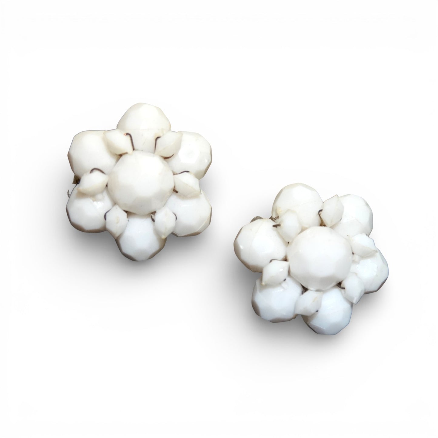 Vintage 1950s White Cluster Clip-On Floral Earrings