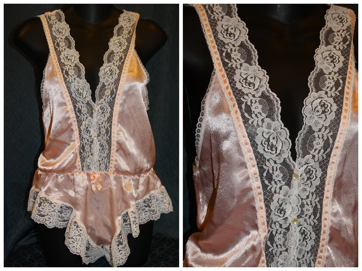 Vintage Peach Liquid Satin Teddy Lace Trim V-Neck Ruffle Legs Union Made image 5