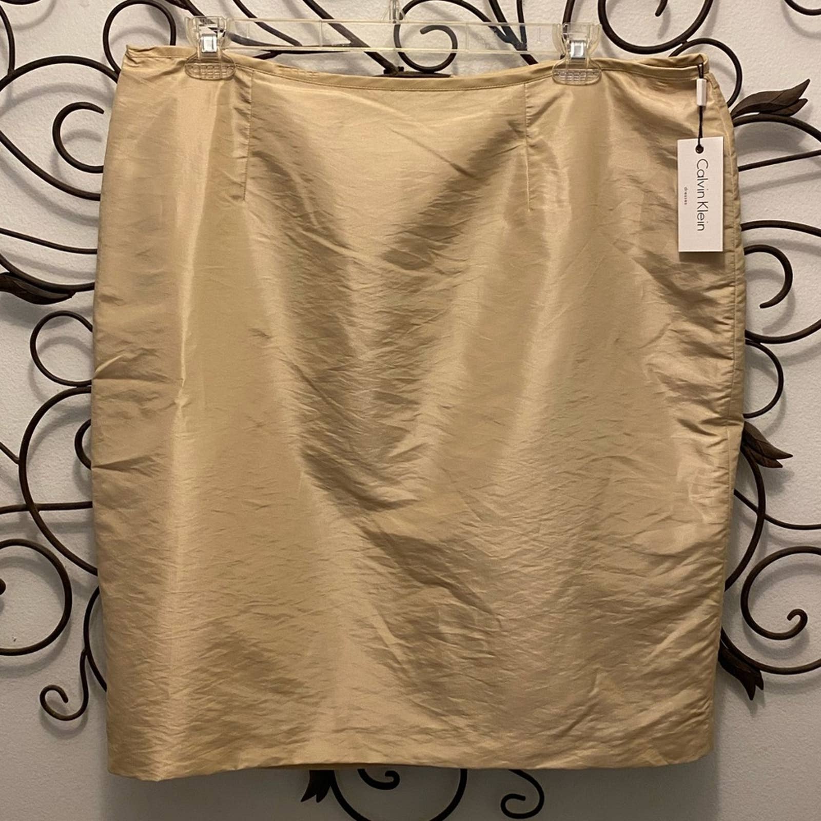 🛍️ Calvin Klein 1X Caramel Pencil Skirt lined with slit in Caramel NWT🛍️ image 0