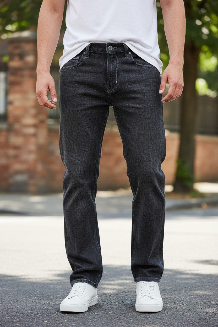 Men’s Straight Leg Dark Wash Jeans 34x32 – New With Tags