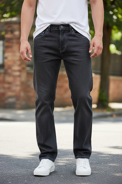 Men’s Straight Leg Dark Wash Jeans 34x32 – New With Tags