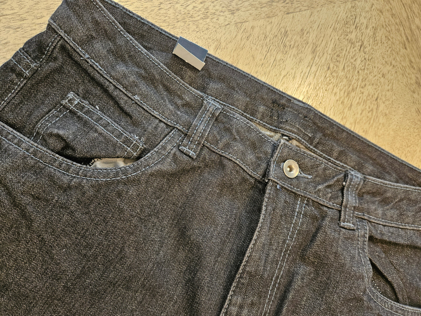 Men’s Straight Leg Dark Wash Jeans 34x32 – New With Tags