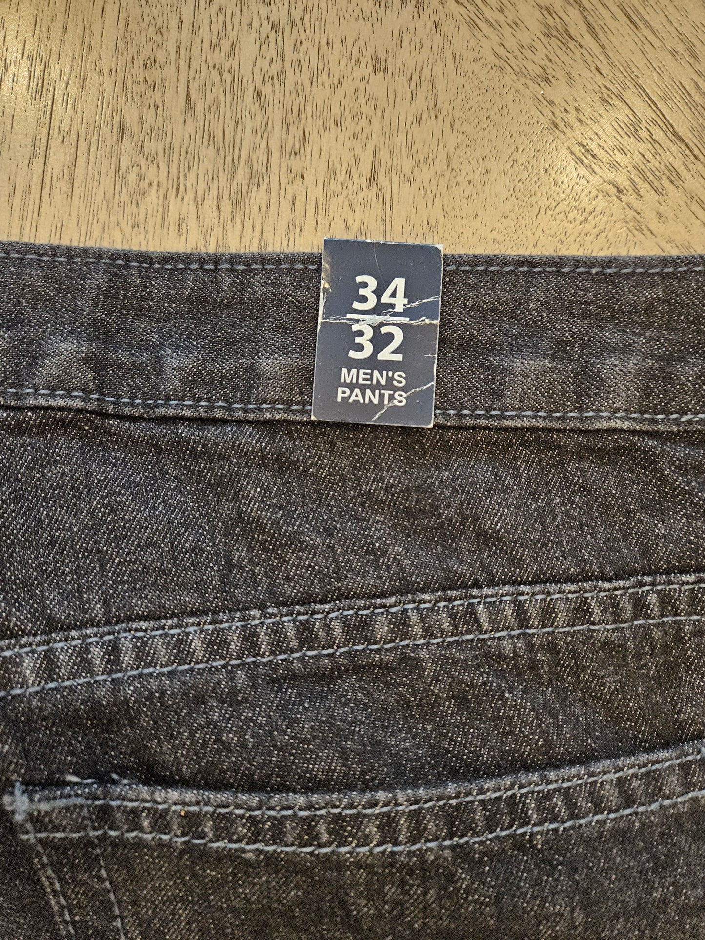 Men’s Straight Leg Dark Wash Jeans 34x32 – New With Tags