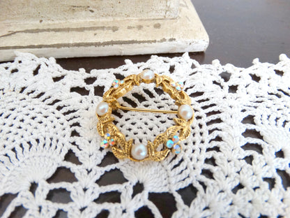 Vintage Mid Century Gold-Tone Wreath Brooch with Faux Pearls & Aurora Borealis Rhinestones