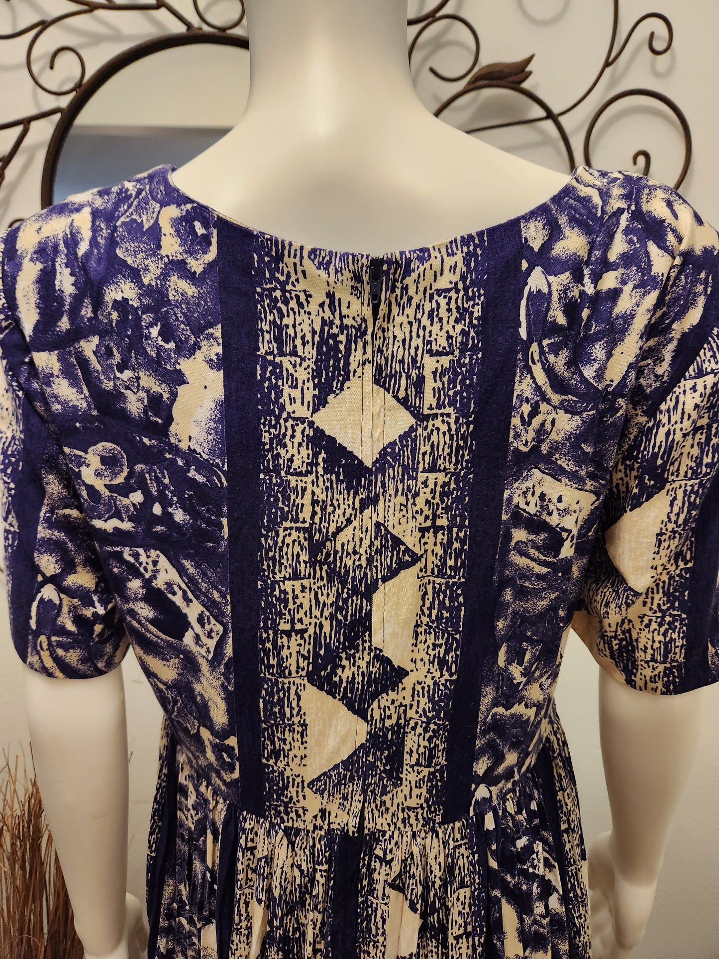 Vintage K.C. Spencer Navy & Tan Empire Waist Midi Dress – Abstract Print – Size 12
